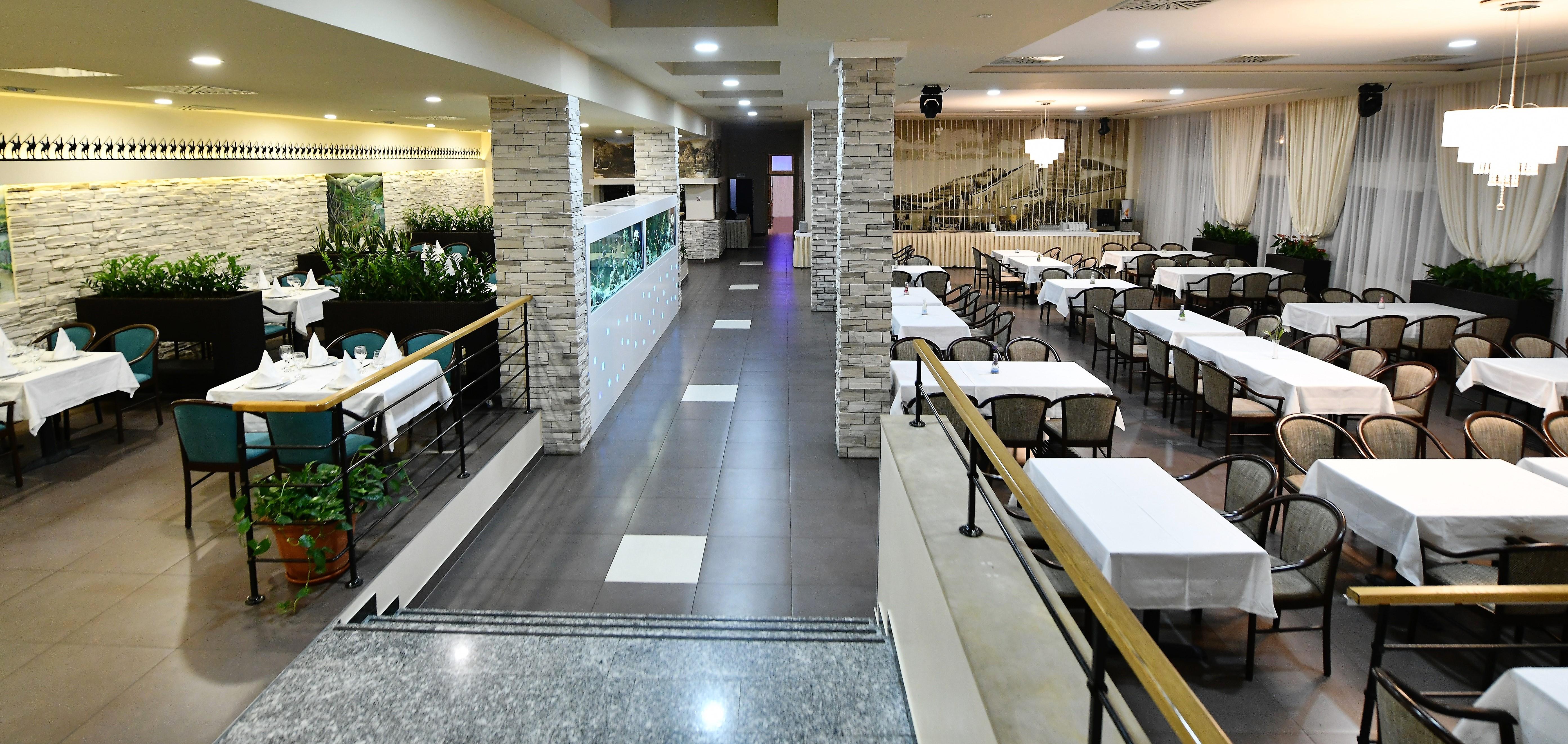 Hotel Alkar Sinj Esterno foto